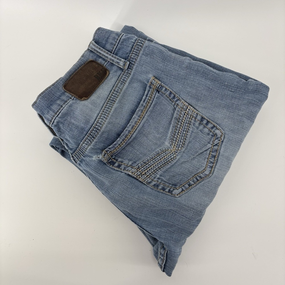 BKE Buckle Mens Size 32R 33x34 Jake Straight Leg Blue Stretch Denim Jeans